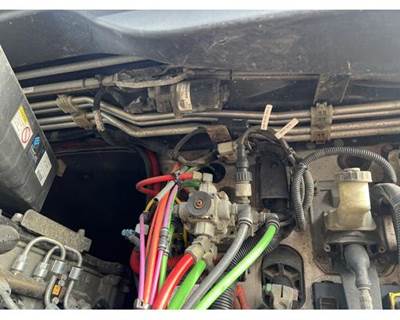 Freightliner Cascadia Windshield Wiper Motor for a Freightliner CASCADIA 125