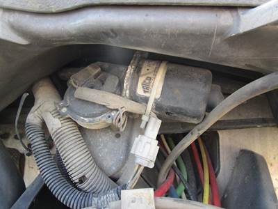 Freightliner Columbia Windshield Wiper Motor for a Freightliner COLUMBIA 120