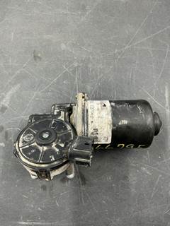 Freightliner Columbia Windshield Wiper Motor for a Freightliner COLUMBIA 120