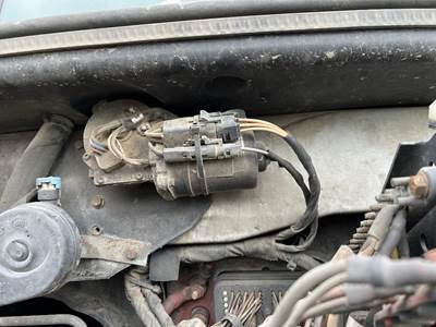 Mack Pinnacle CXU613 Windshield Wiper Motor for a Mack CXU613
