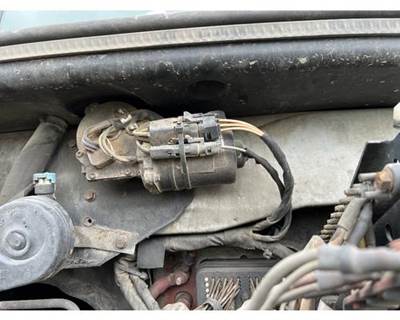 Mack Pinnacle CXU613 Windshield Wiper Motor for a Mack CXU613