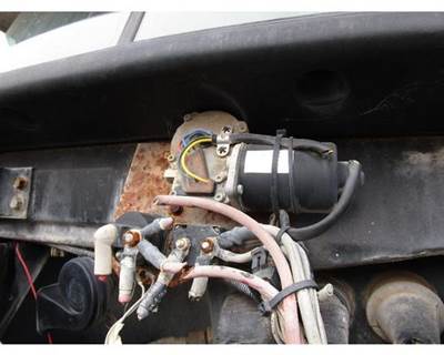 Mack Vision CX613 Windshield Wiper Motor for a Mack CX613 VISION