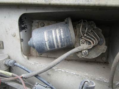 Peterbilt 375 Windshield Wiper Motor