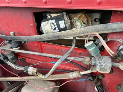 Peterbilt 377 Windshield Wiper Motor