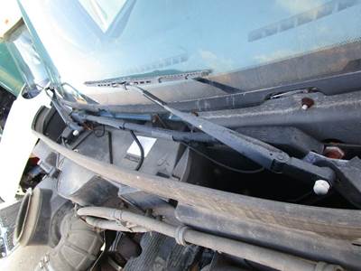 Peterbilt 387 Windshield Wiper Motor