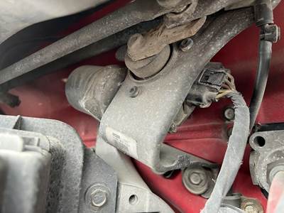 Peterbilt 579 Windshield Wiper Motor