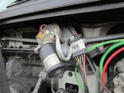 Volvo VNL Windshield Wiper Motor