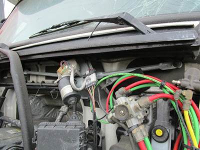 Volvo VNL Windshield Wiper Motor