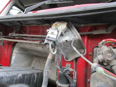 Volvo VNL Windshield Wiper Motor