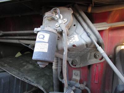 Volvo VNL Windshield Wiper Motor