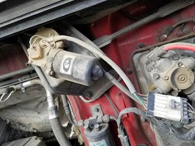 Volvo VNL Windshield Wiper Motor