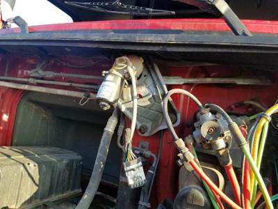 Volvo VNL Windshield Wiper Motor
