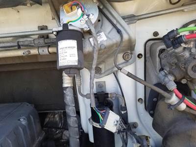 Volvo VNL Windshield Wiper Motor