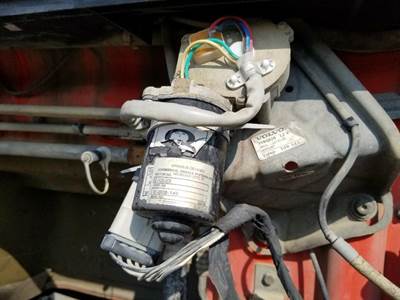 Volvo VNL Windshield Wiper Motor