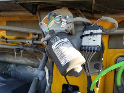 Volvo VNL Windshield Wiper Motor