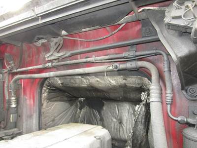 Volvo VNL Windshield Wiper Motor