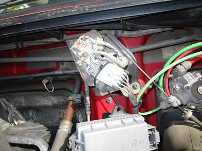 Volvo VNL Windshield Wiper Motor