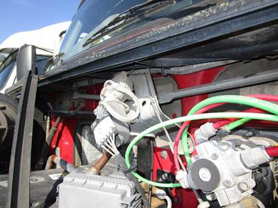 Volvo VNL Windshield Wiper Motor