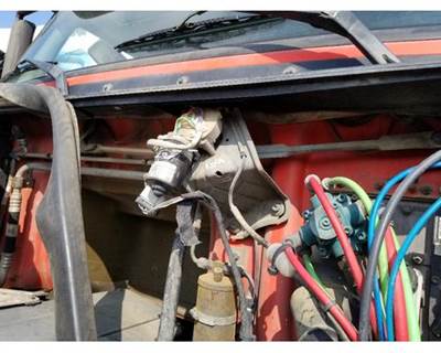 Volvo VNL Windshield Wiper Motor