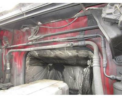 Volvo VNL Windshield Wiper Motor