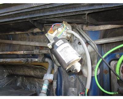 Volvo VNL Windshield Wiper Motor