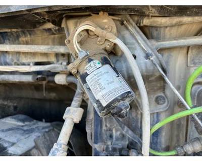 Volvo VNL Windshield Wiper Motor