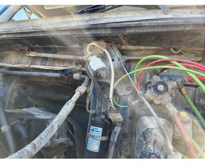 Volvo VNL Windshield Wiper Motor