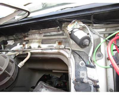 Volvo VNL Windshield Wiper Motor