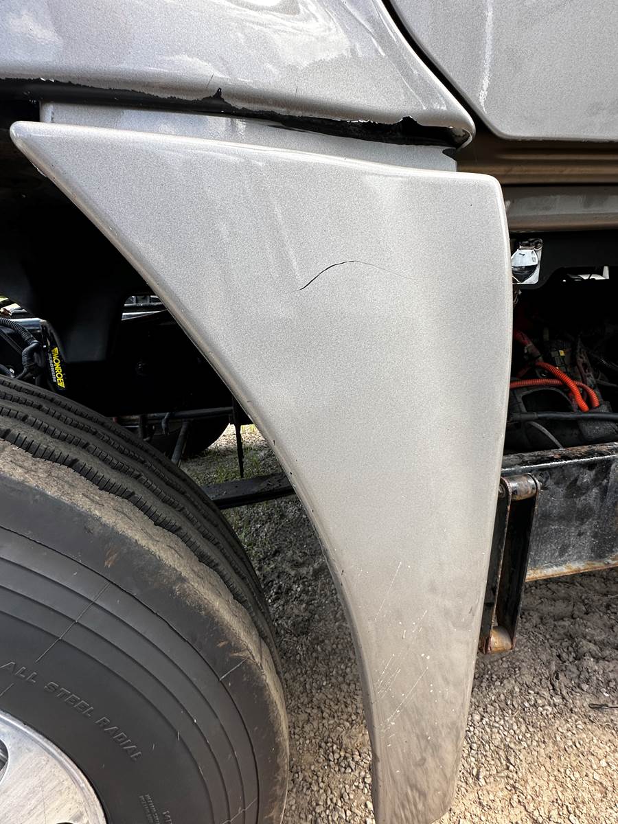 2015 Freightliner Cascadia 125 Tire For Sale Sulphur Springs, TX Thomas Truck Parts