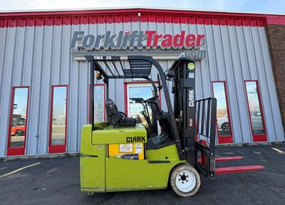 2016 CLARK TMX25 ELECTRIC 3-WHEEL CUSHION TIRE 5000LB FORKLIFT WITH NON-MARKING TIRES
