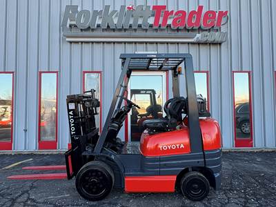 TOYOTA 42-6FGCU25 CUSHION TIRE 5000LB FORKLIFT WITH TRUCKERS MAST