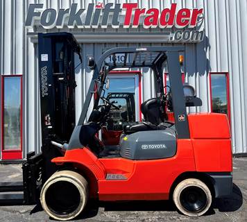 RECONDITIONED 10,000LB TOYOTA 7FGCU45 CUSHION TIRE FORKLIFT WITH NON-MARKING TIRES