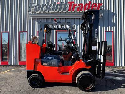 TOYOTA 7FGCU45 CUSHION TIRE 10000LB FORKLIFT WITH SIDE SHIFT