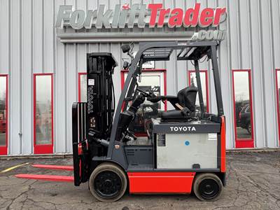 2020 Toyota 8FBCHU25 Cushion Tire Forklift - Sideshifter