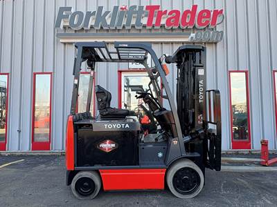 2023 Toyota 8FBCU30 Cushion Tire Forklift - Sideshifter