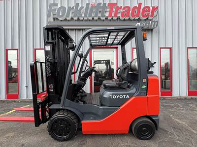 2017 Toyota 8FGCU25 Cushion Tire Forklift - Sideshifter