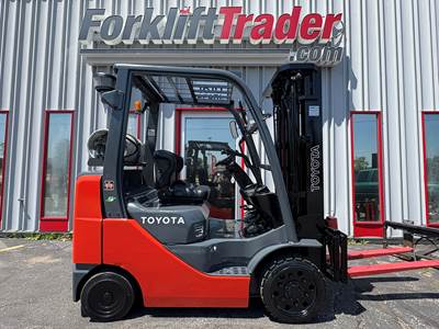 2010 Toyota 8FGCU25 Cushion Tire Forklift - Sideshifter
