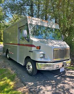 Freightliner MT45 Work Van