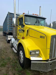 1999 Kenworth T800 Tractor