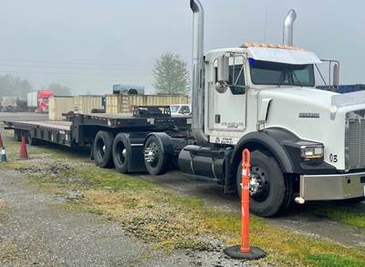 1996 Kenworth T800B Tractor