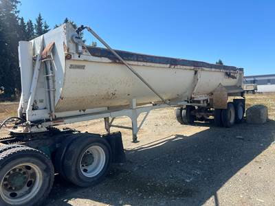 1999 Clement 32ft End Dump Trailer