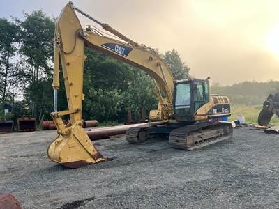 Caterpillar 322C Excavator