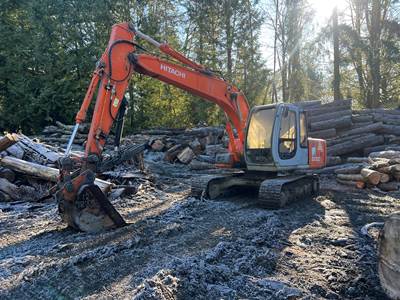 2001 Hitachi EX120-5 Excavator
