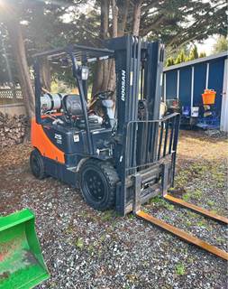 2016 Doosan Pro 5 Forklift