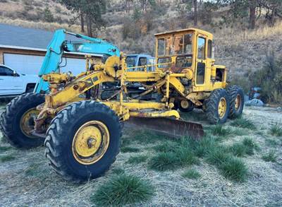 1957 Caterpillar 12 Grader