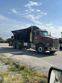Kenworth T800B Stone Slinger Truck