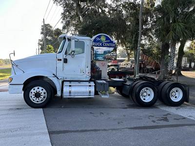 International 9400 Day Cab Truck - Cummins 475HP, 10 Speed Manual