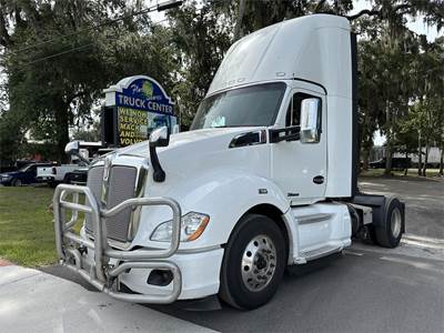 Kenworth T680 Single Axle Day Cab Truck - Cummins 450HP, Amt