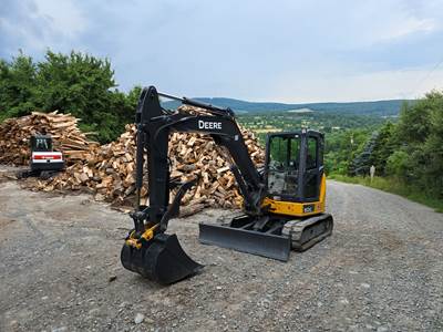 2015 John Deere 60G Mini Excavator