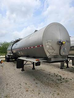 Brenner Chemical / Acid Tank Trailer - Air Ride